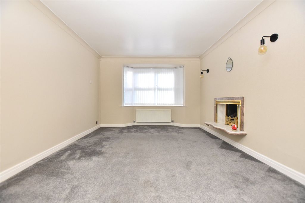 Property photo 3 of 30 Picture No. 20