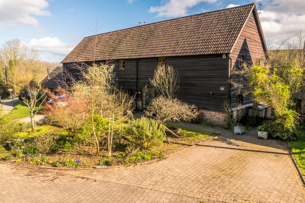 Property photo 1 of 29 Picture No. 46