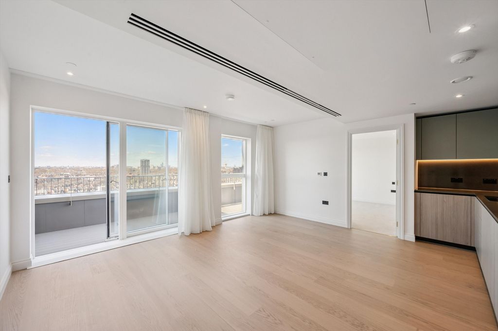 Property photo 2 of 16 Image