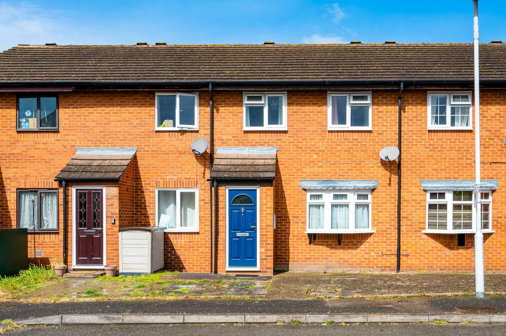 Property photo 1 of 11