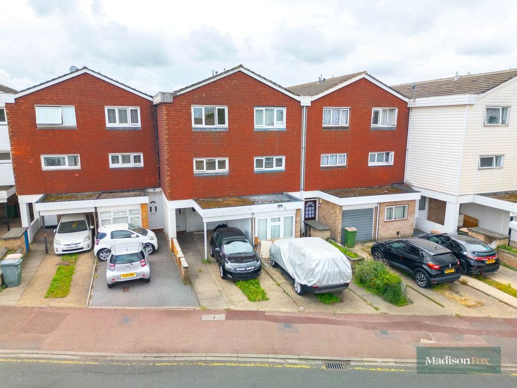 Property photo 1 of 10 External