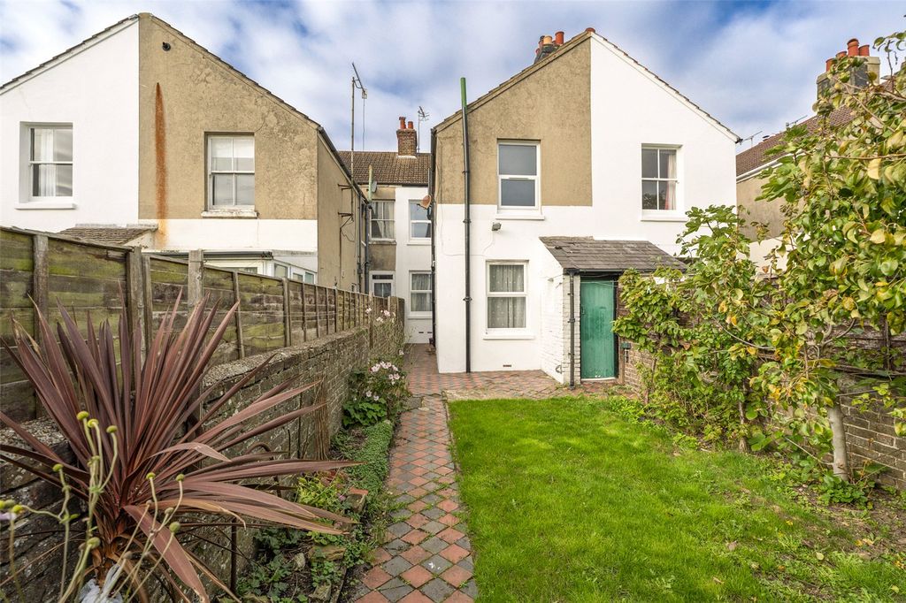 Property photo 2 of 20 Picture No. 09