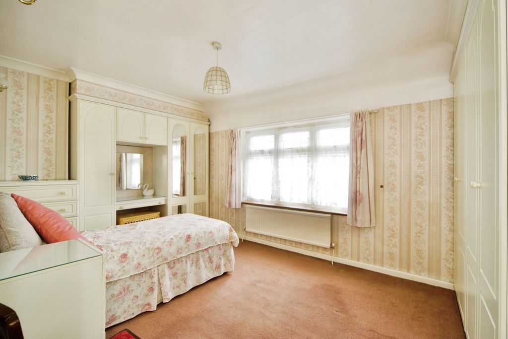 Property photo 3 of 12 Pbox-Img.Jpg