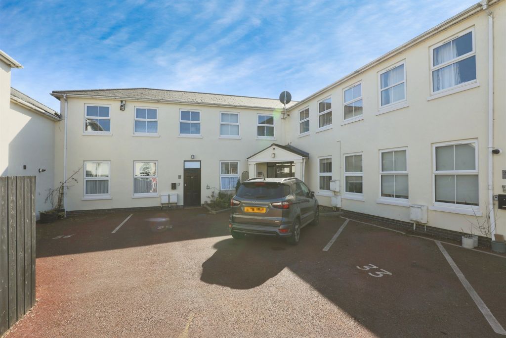 Property photo 1 of 23