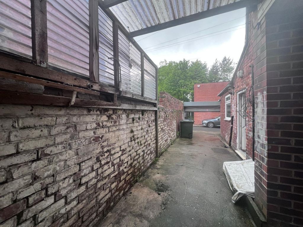Property photo 3 of 20