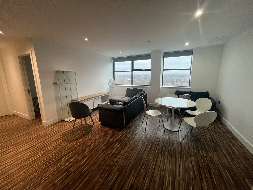 Property photo 2 of 15 Picture 2