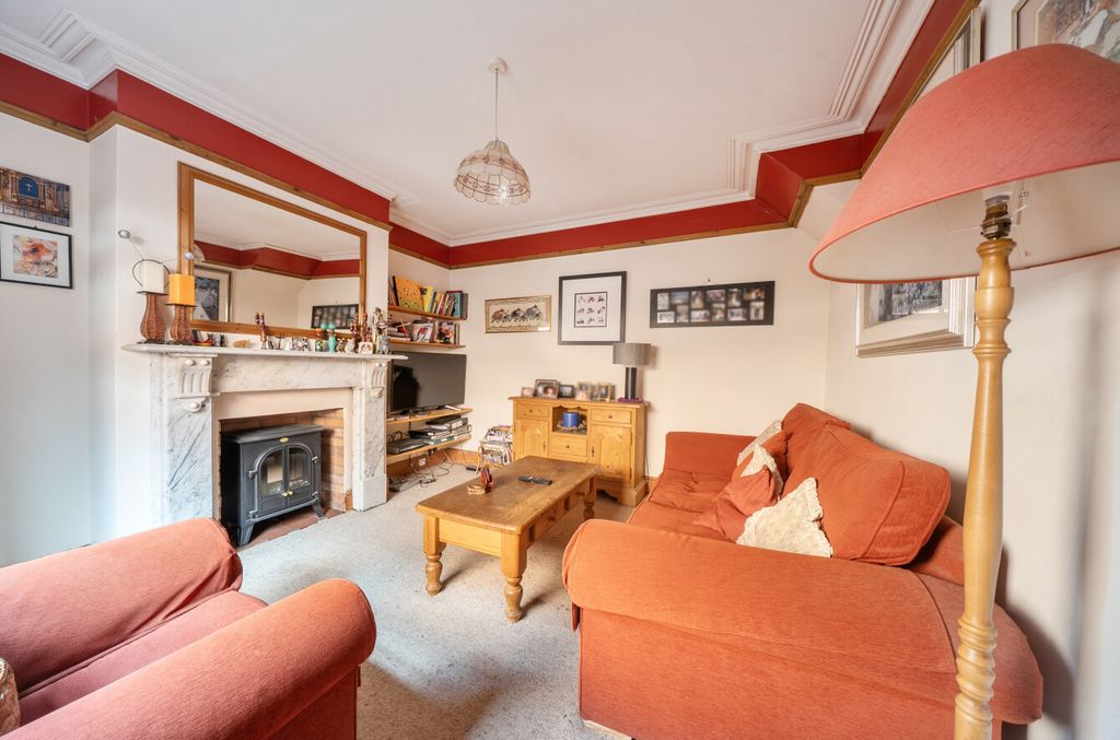 Property photo 2 of 27 1463449-18-6A0B53...