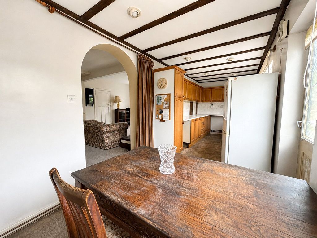 Property photo 2 of 16 2 - Picture No. 06