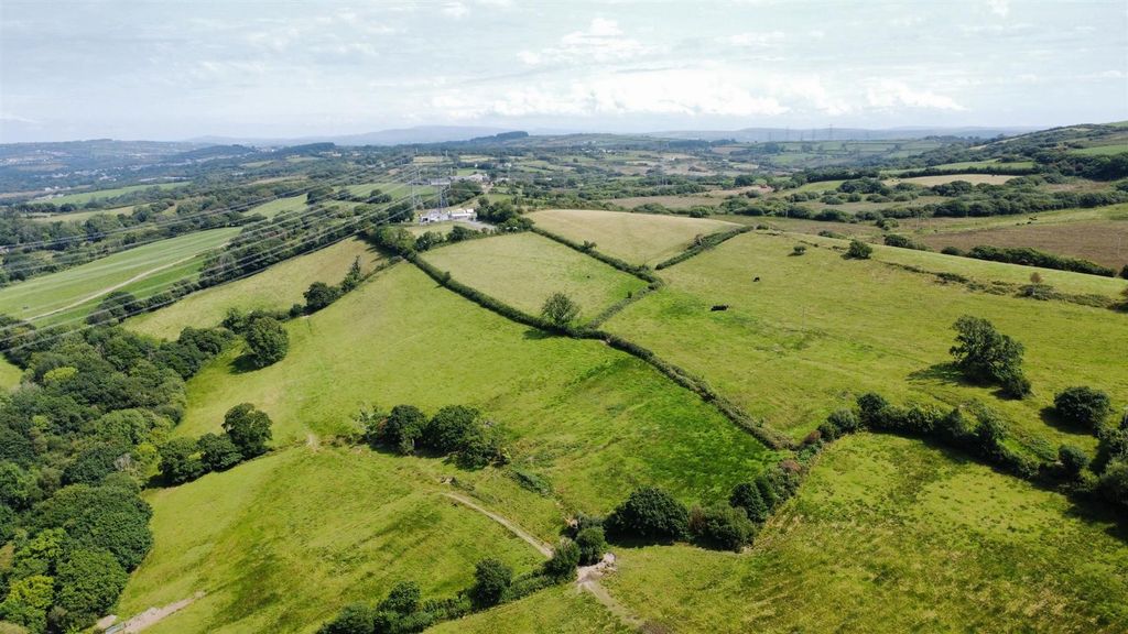 Property photo 3 of 6 Gafv1634.Jpg