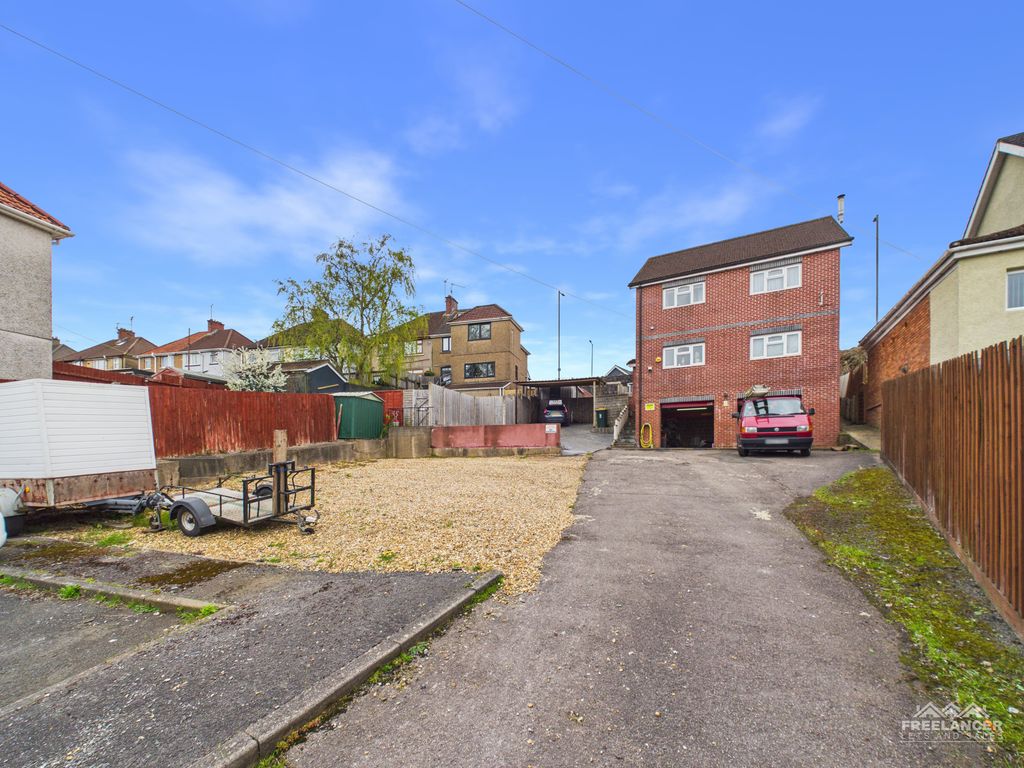 Property photo 1 of 35 Front