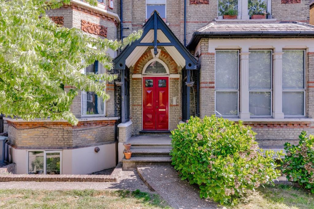 Property photo 1 of 15 Flat C, 80 Crystal Palace Park Road, Se19 - 3.Jpg