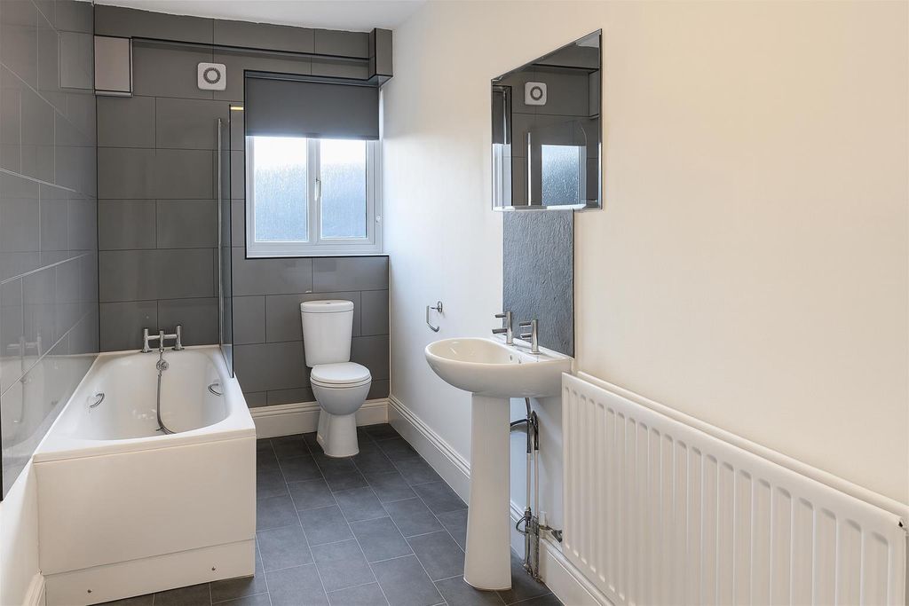 Property photo 3 of 5 6d40Be4B-3Fab-4A46-9534-E5F20Fa0E149.Png
