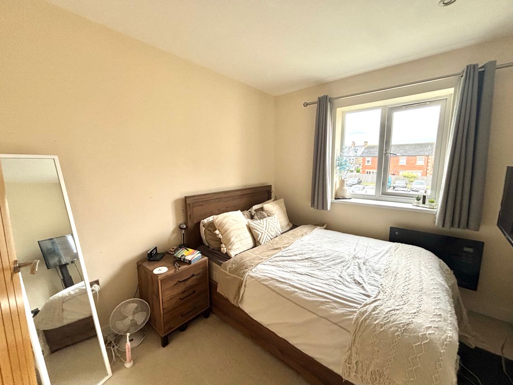 Property photo 3 of 4