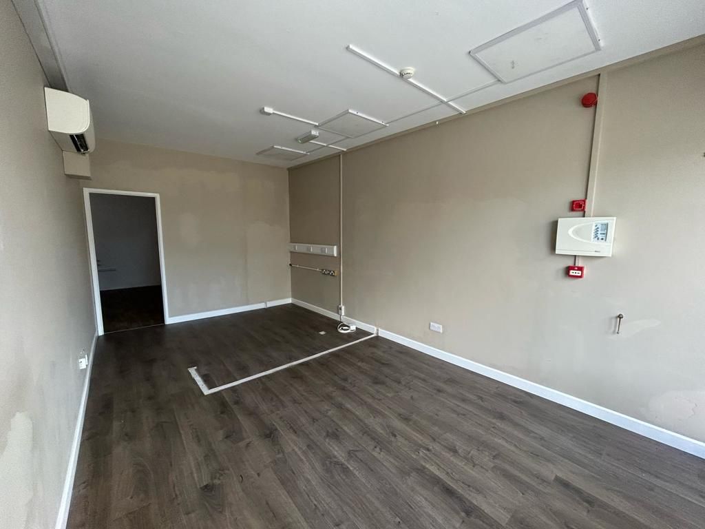 Property photo 3 of 9 Photo 3