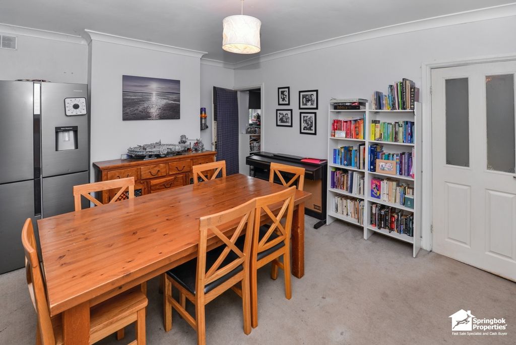 Property photo 3 of 14 Image 2