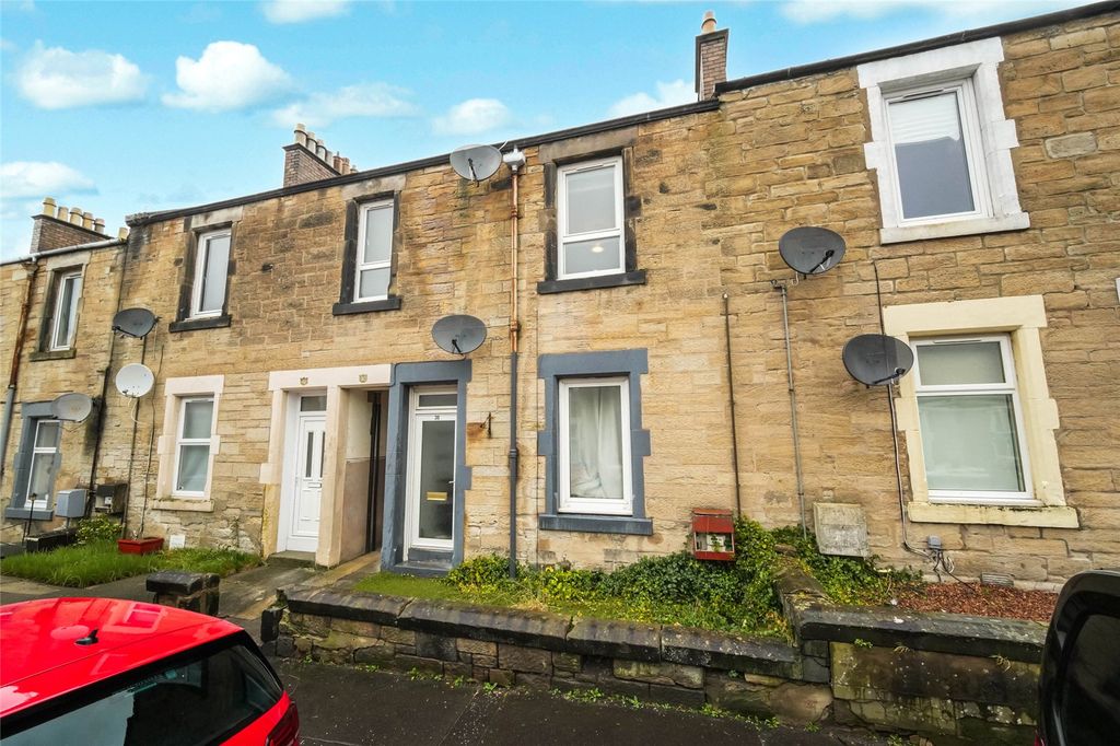 Property photo 1 of 20 Front