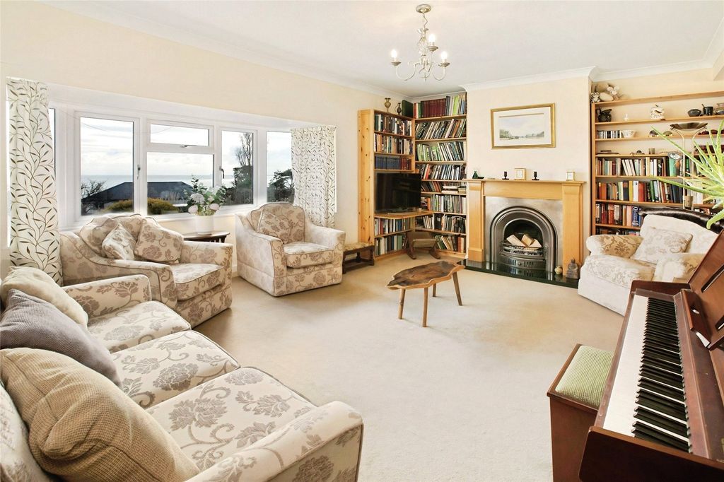 Property photo 2 of 19 Picture No. 44