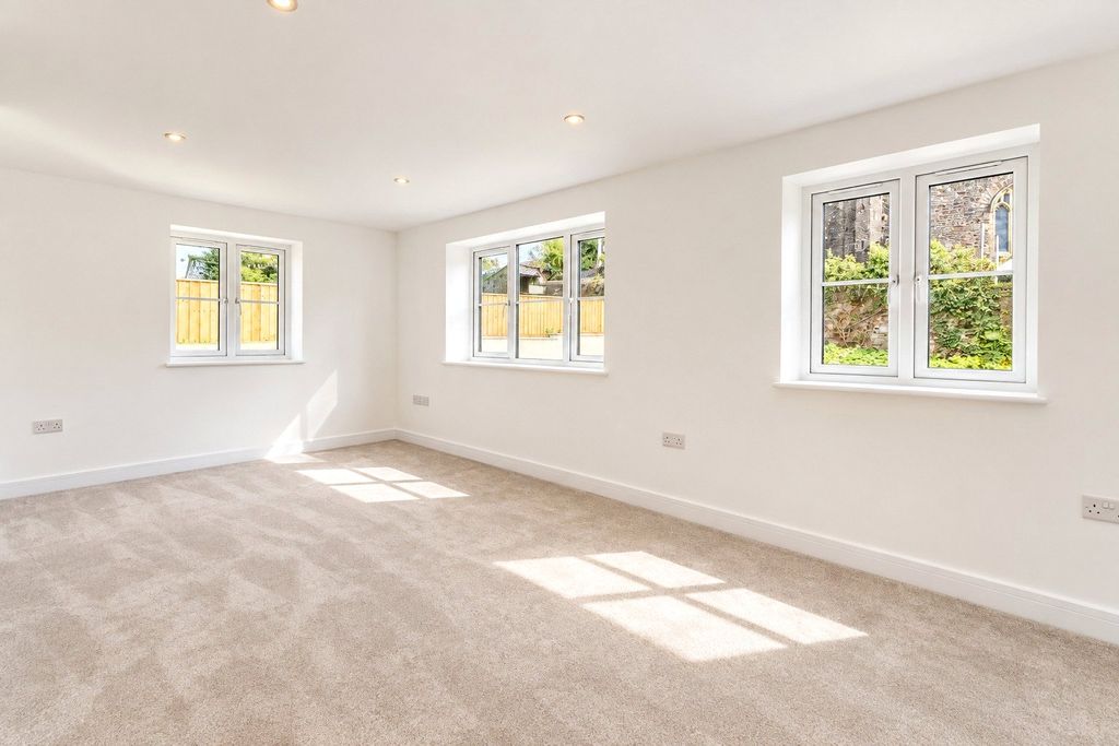Property photo 2 of 20 Picture No. 07