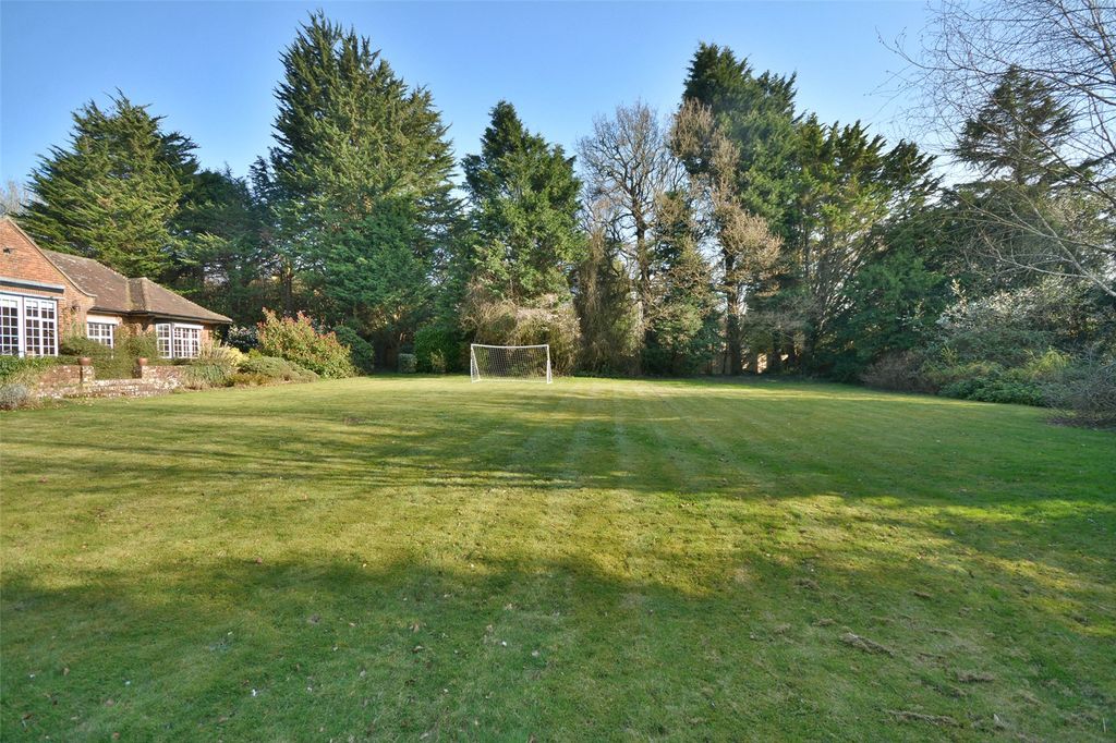 Property photo 3 of 28 Picture No. 07