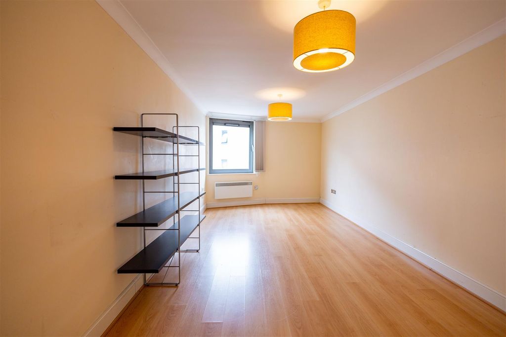 Property photo 3 of 12 Img_9725.Jpg