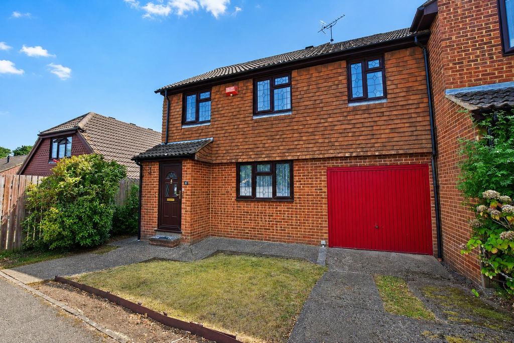 Property photo 1 of 11