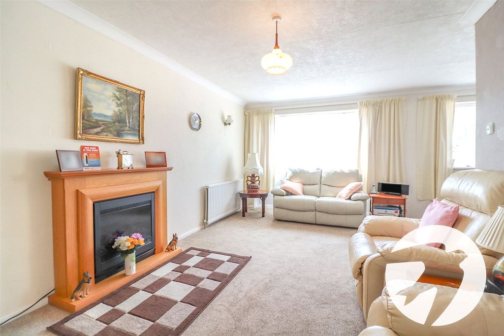 Property photo 2 of 19 Picture No. 22