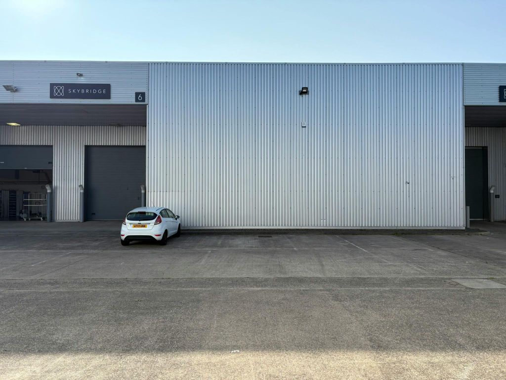 Property photo 2 of 3 V6 Rear 2.Jpeg