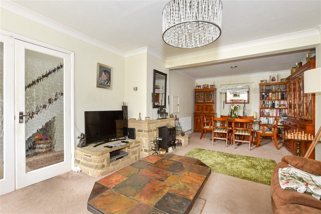 Property photo 2 of 14 Lounge/Diner