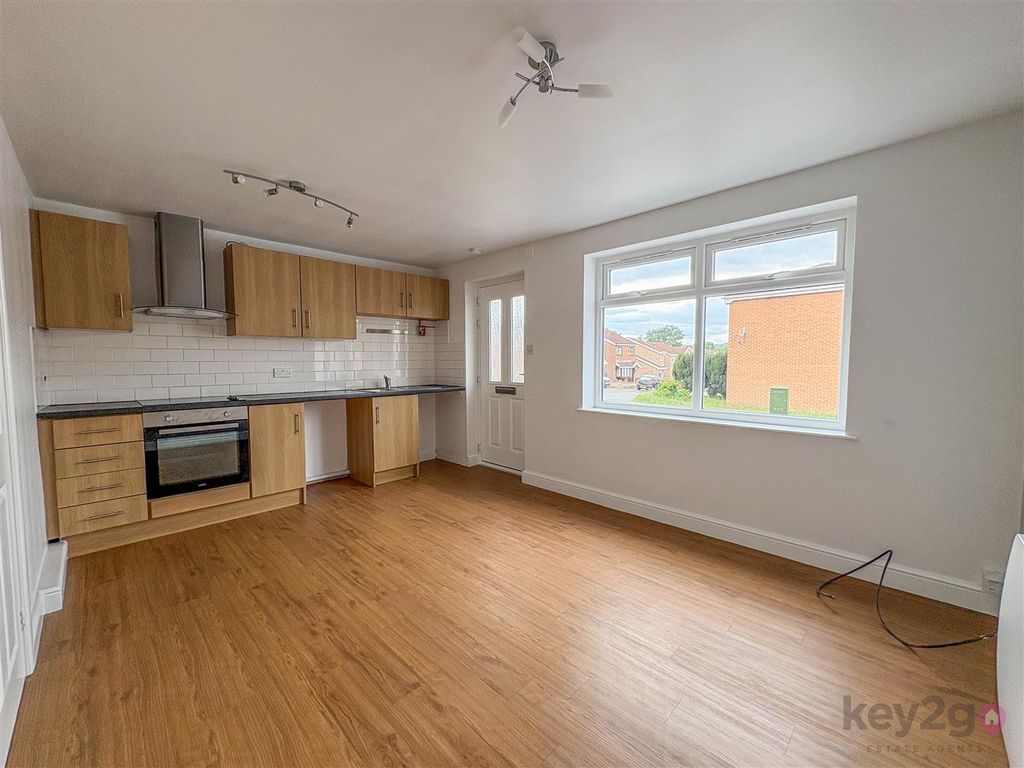 Property photo 3 of 10 Img_2513.Jpg