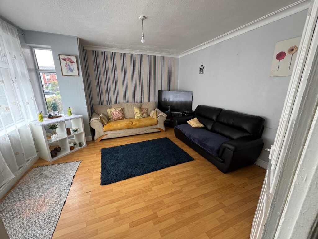 Property photo 2 of 7
