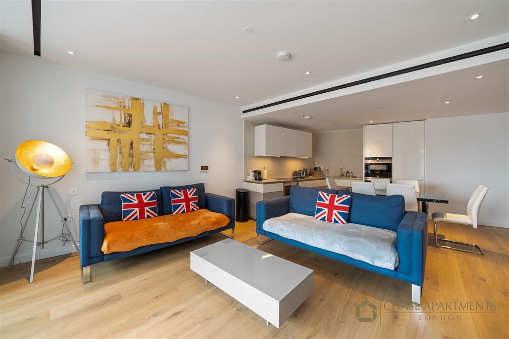 Property photo 1 of 12 Beechmore House Sw11 8Br-11.Jpg
