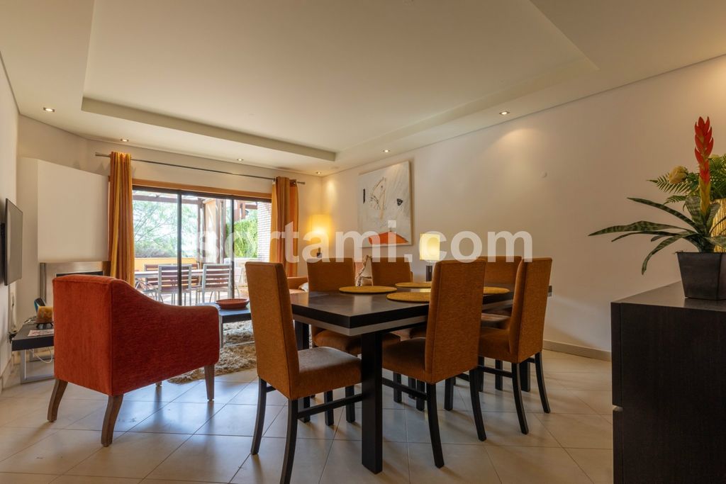 Property photo 3 of 40