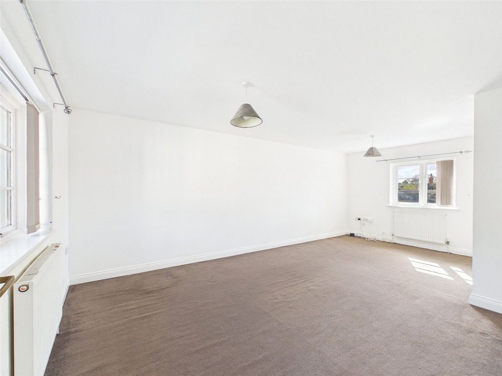 Property photo 2 of 6 Picture No. 02