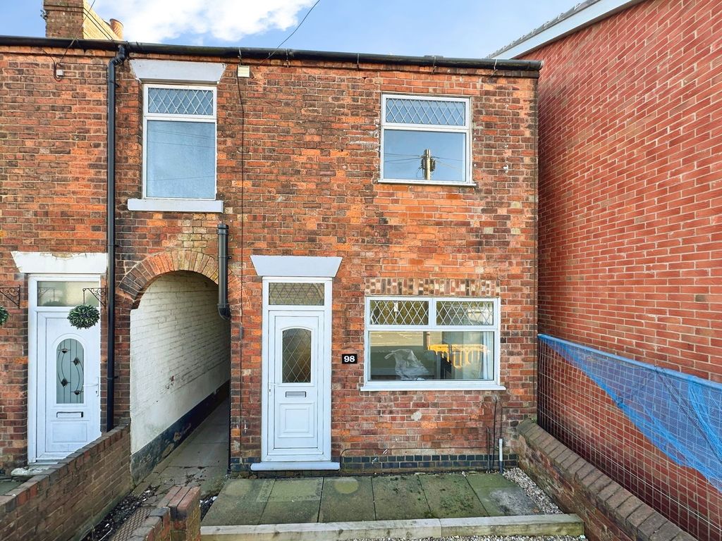 Property photo 1 of 11