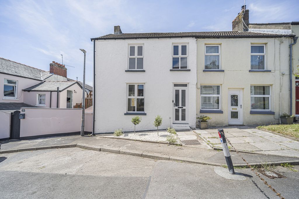 Property photo 1 of 24