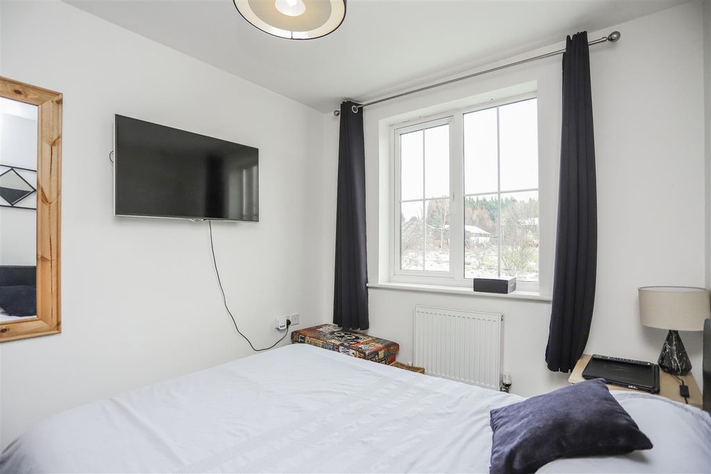 Property photo 3 of 13 4.Jpg