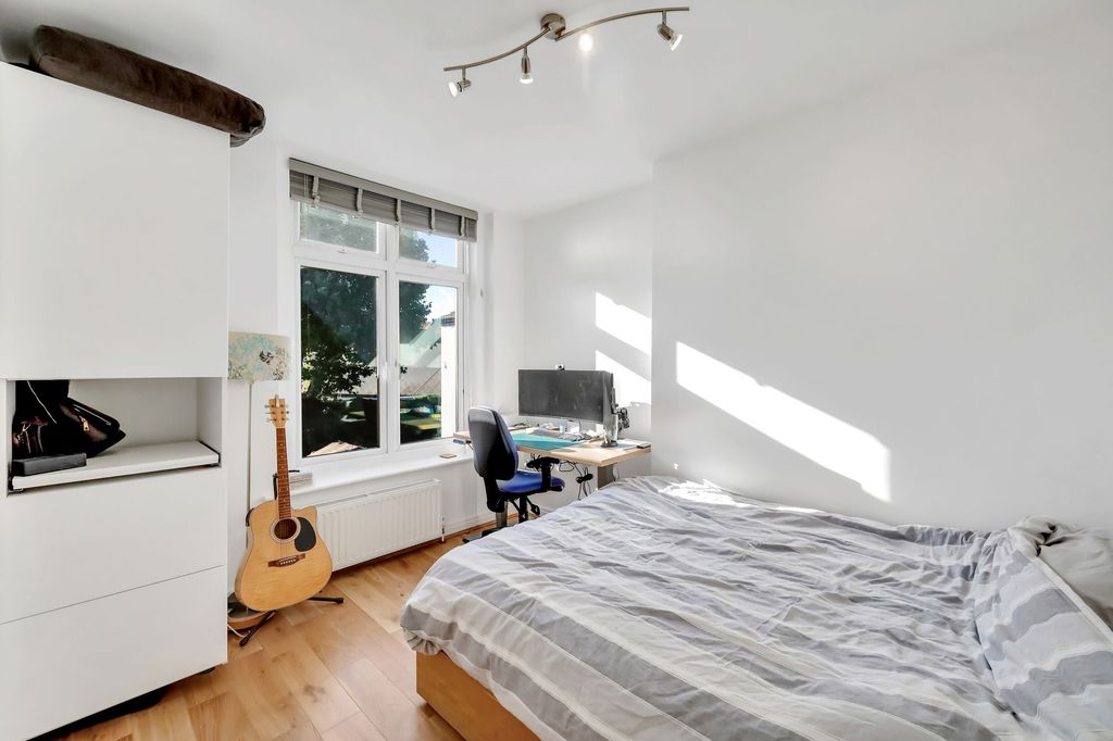 Property photo 2 of 7