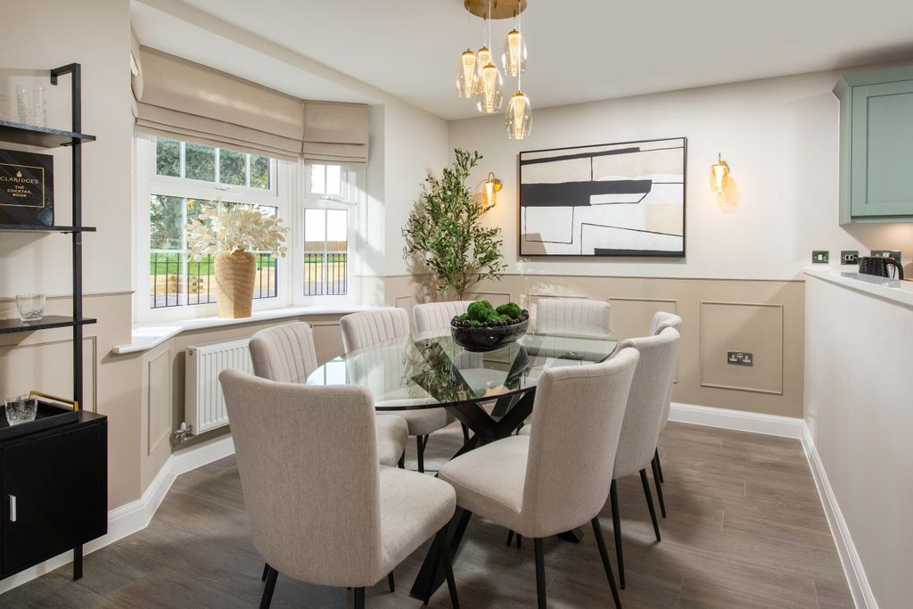 Property photo 3 of 10 Brook View Kitchen
