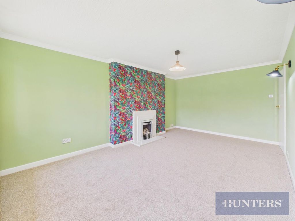 Property photo 2 of 13 Cam05316G0-Pr0175-Still001.Jpg