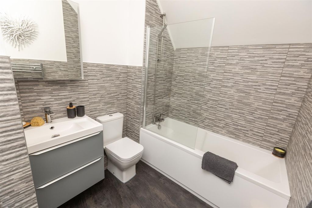 Additional image 28 of 2 bed flat for saleY Corsydd, Llanelli SA15