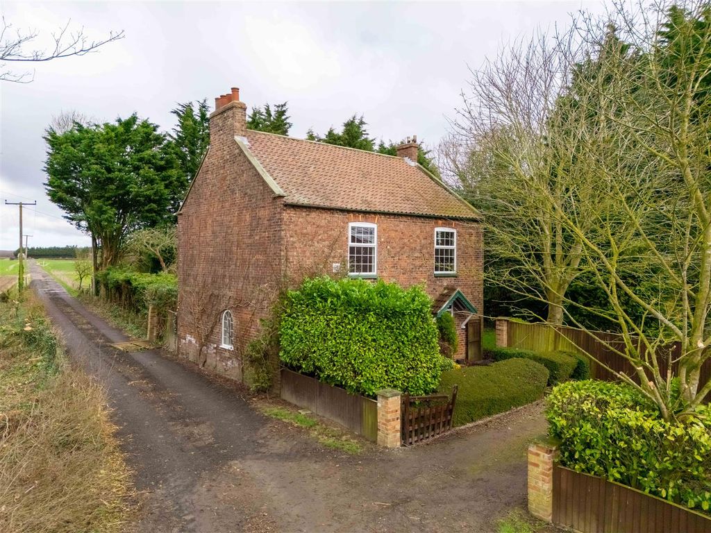 Property photo 1 of 15 00002.Jpg