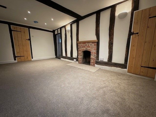 Property photo 2 of 5 Living Room