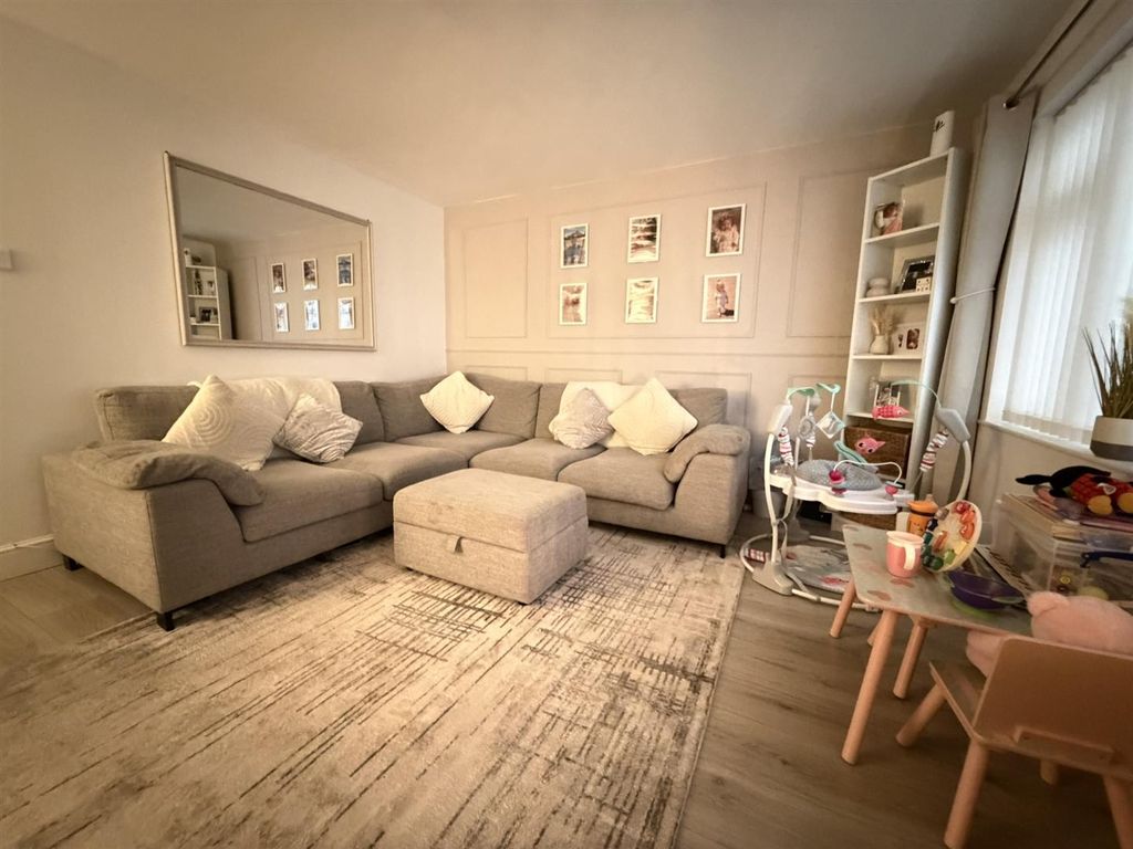 Property photo 3 of 17 Img_1847.Jpeg