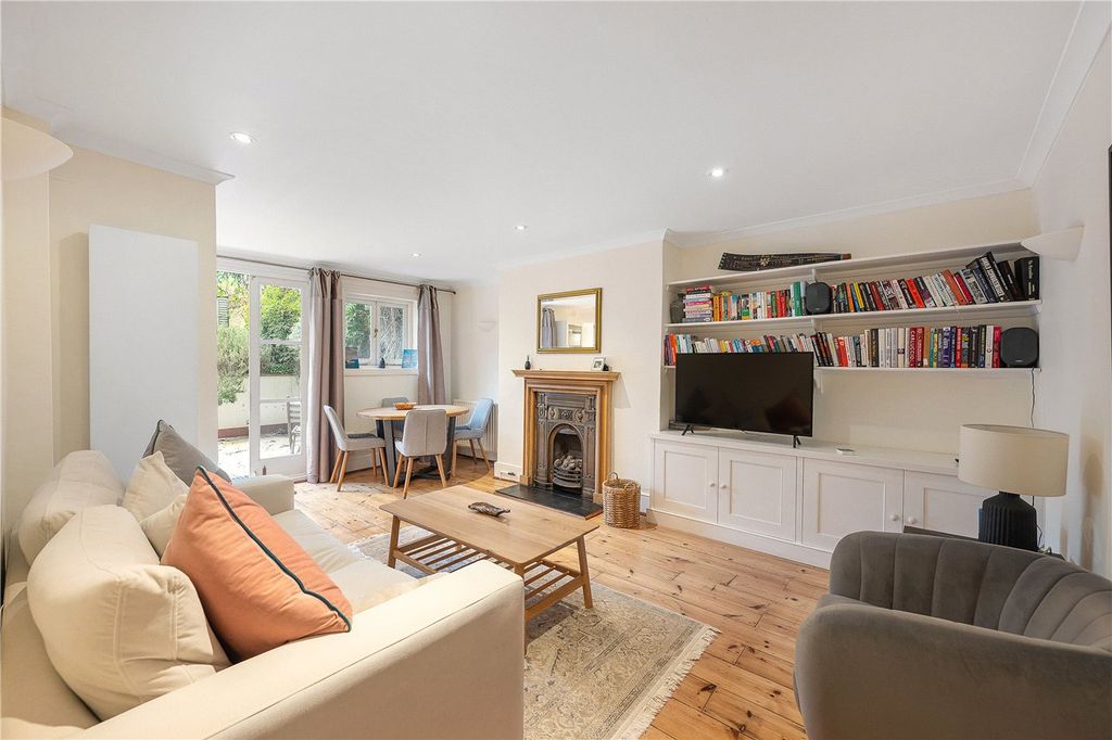 Property photo 2 of 12 Picture 2