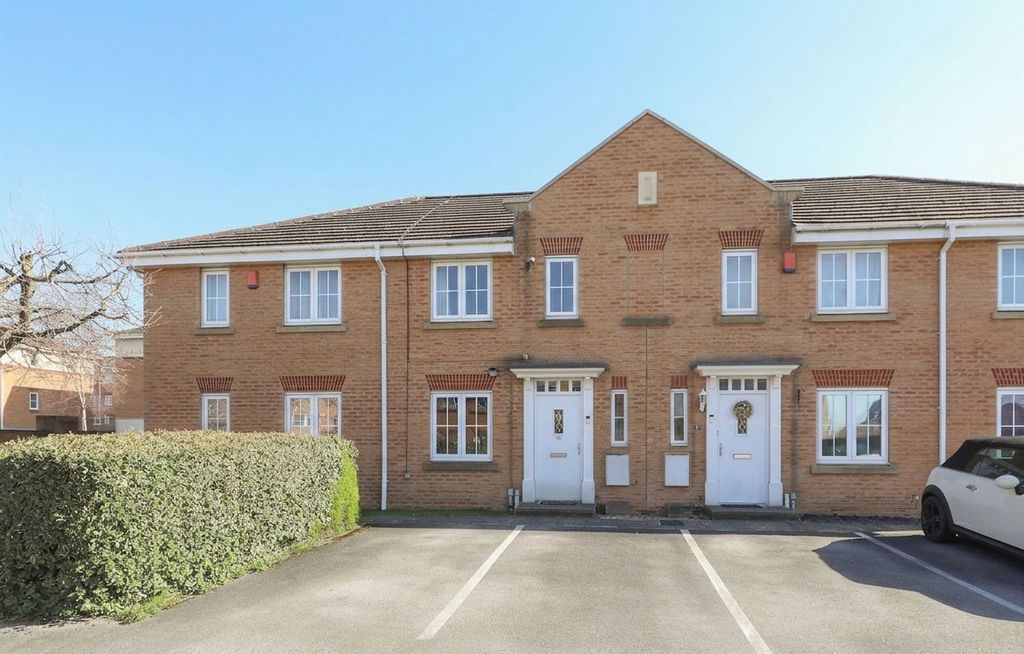 Property photo 1 of 18