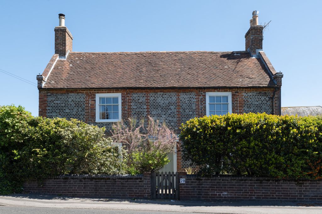 Property photo 1 of 35 342106 - Cottrellfarmhouse_Highres-45.Jpg