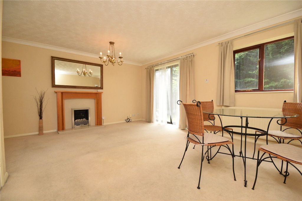 Property photo 2 of 12 Picture No. 09