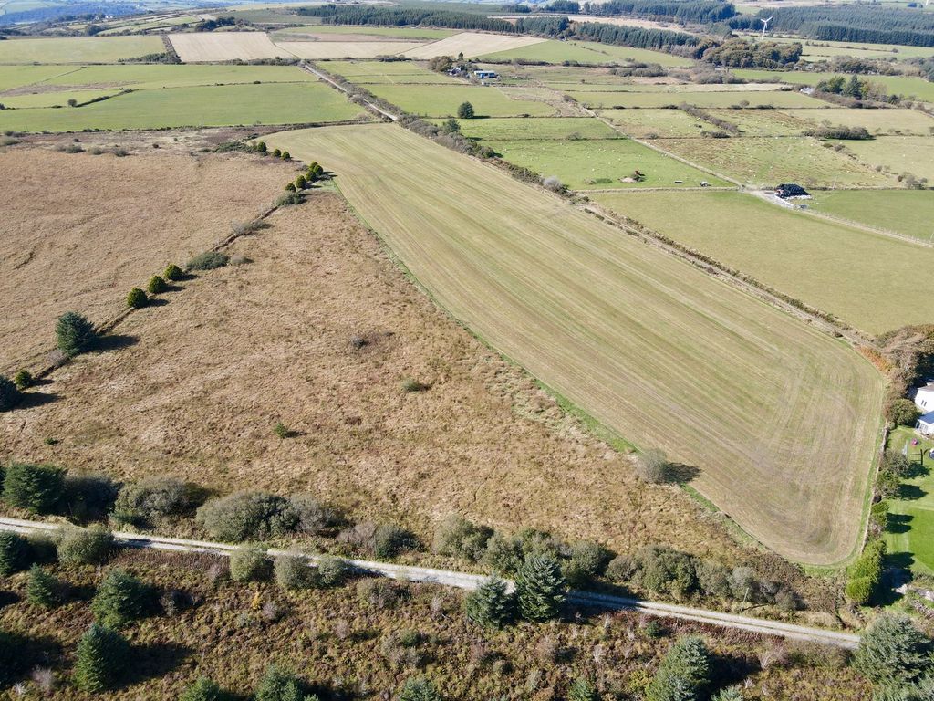 Property photo 3 of 8