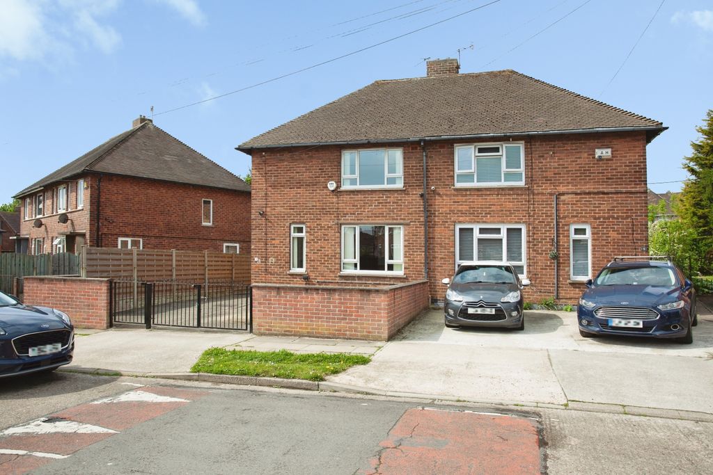 Property photo 1 of 15