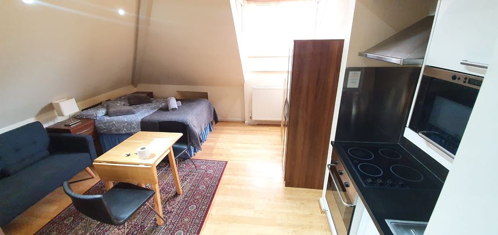 Property photo 3 of 3